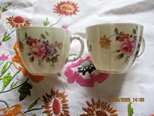 Royal crown derby bone - royal,