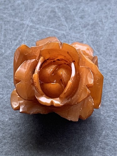 Vintage carved bakelite rose - bakelite,