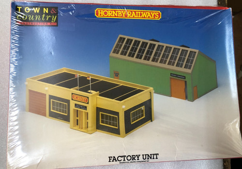 Hornby railways town country - railways,
