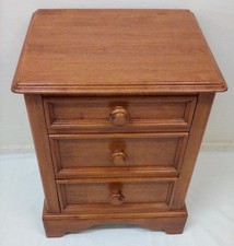 Willis and Gambier Three Drawer Bedside Chest 