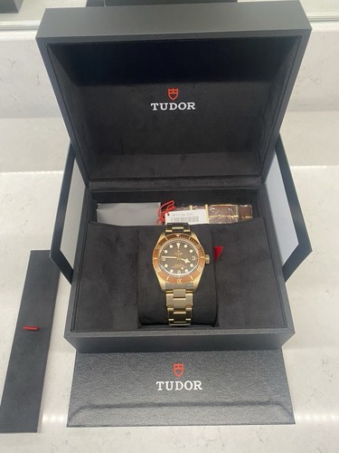 Tudor black bay - tudor,