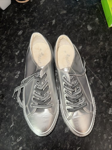 White shiny next shoes - white, 5