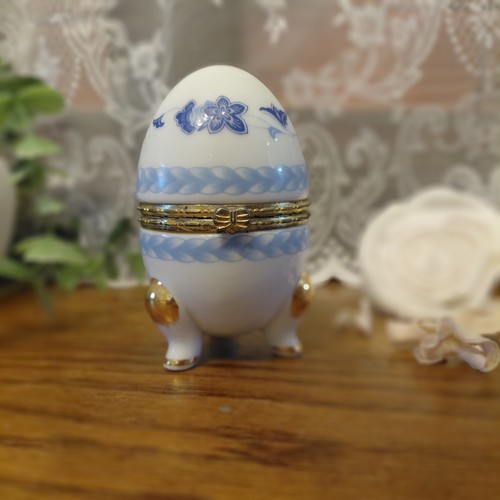 Vintage hinged egg - egg, pot