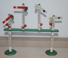 HORNBY O GAUGE  No 2 SIGNAL GANTRY