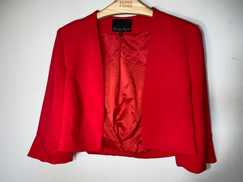 Phase eight red cropped - eight, 3/4