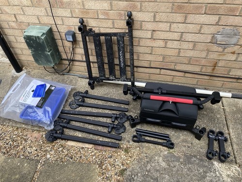 Advanta seat box with extras - box,