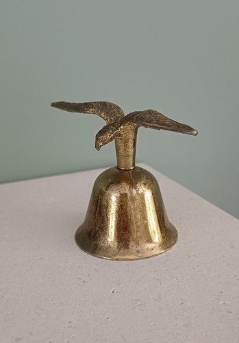 Vintage style soaring - ,