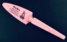 HONG KONG BAKERY & DELI