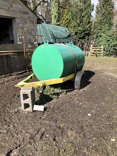 Water bowser - water,