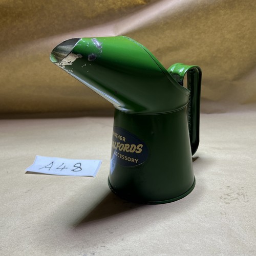 Vintage halfords oil pouring - oil,