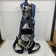 3M DBI-SALA 1111622 Derrick Full Body Harness Climbing Vest Quick-Connect LG
