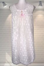 Super Cute Vintage White