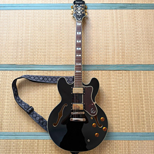Epiphone sheraton semi hollow - epiphone,