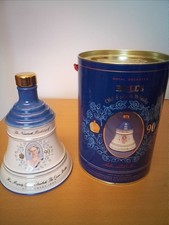 Bells Decanter 90 Years Of The Queen Mother Extra Special Old Scotch Whisky,Box