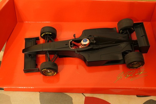 Minichamps ferrari f300 - minichamps,