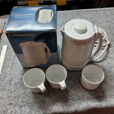 Cookworks Travel Kettle With Two Small Cups and coffee filter 