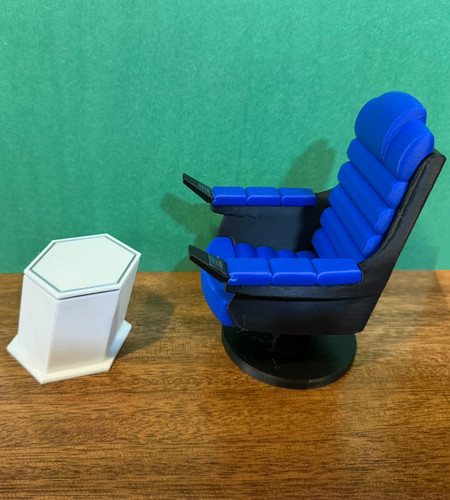 Sulu captain chair tea - w,