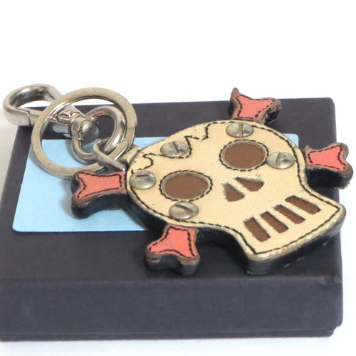 Auth vintage prada skull motif - prada,