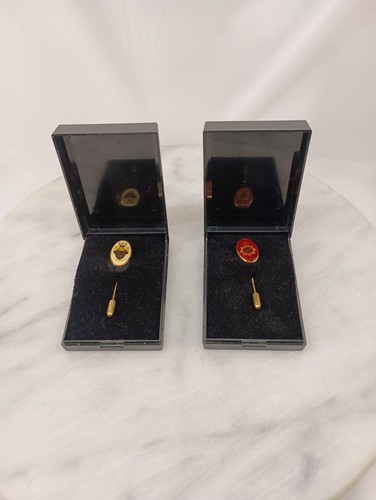 Vintage pair gold tone - of,