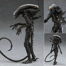 Alien Xenomorph & Face Hugger