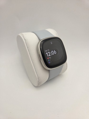 Fitbit versa smartwatch - fitbit,