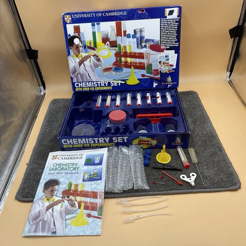 Chemistry set university of - -,