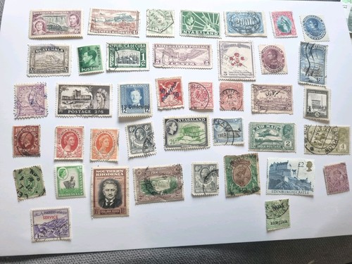 Vintage world stamps - ​40,