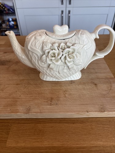 Vintage ceramic floral - ceramic,