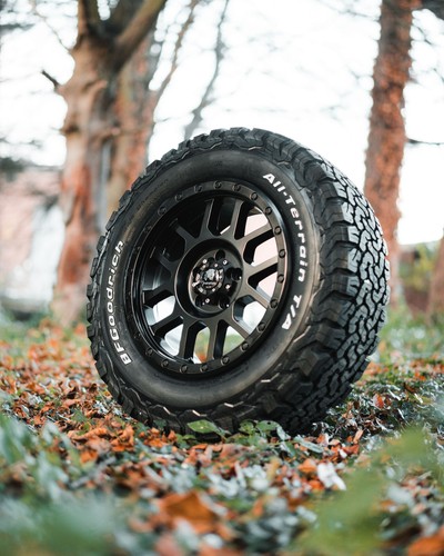 Tomahawk alloy wheels - tomahawk,