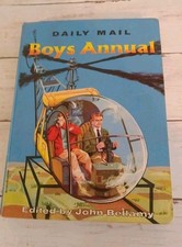 Vintage Daily Mail Boys Annual 1961
