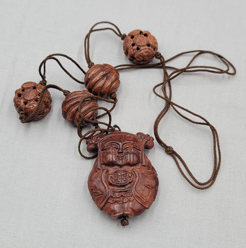 Netsuke boxwood woman girl - boxwood,