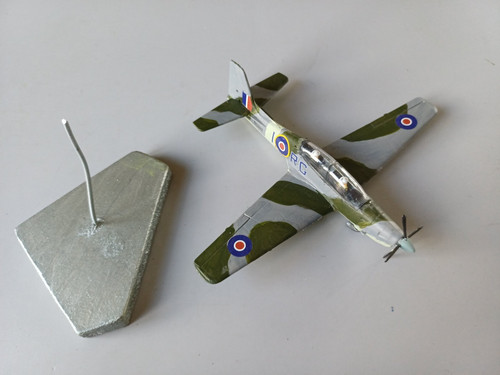 Kit built airfix model - kit,