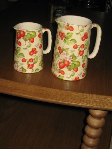 Strawberry design heron cross - design,