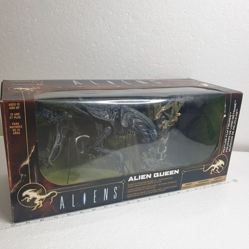 Alien queen model mcfarlane - model,