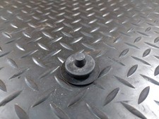 Vw Golf Mk4 Carpet Mat Flooring Lower Bracket Clips 3D0864227