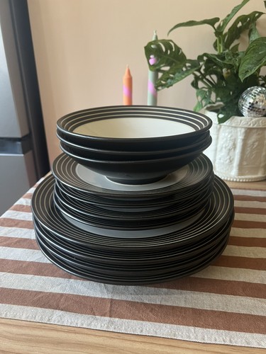 Denby intro stripes black - intro,