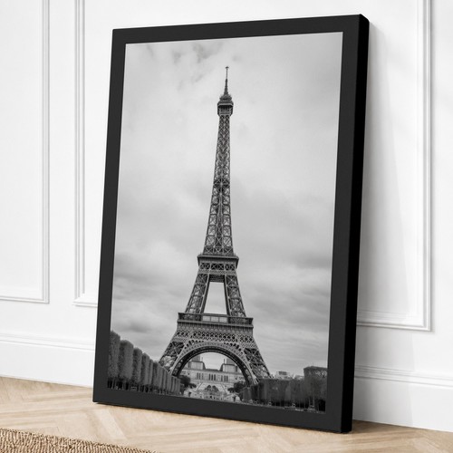 Eiffel tower minimalist canvas - tower,