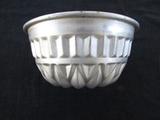 LOT OF 2 VINTAGE SIGG PLUS