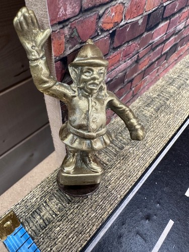 Rare solid brass - solid,