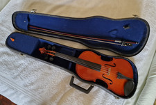 Three quarter size Violin by Skylark with bow and hard case