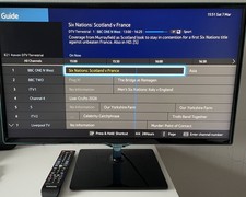 Samsung 27” Smart Tv