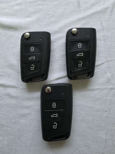 Genuine volkswagen button - vw,