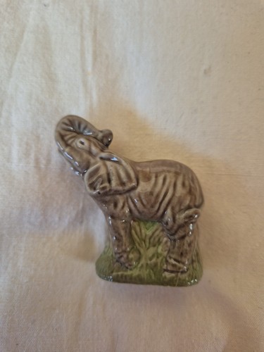 Miniature wade elephant - elephant, 1970s