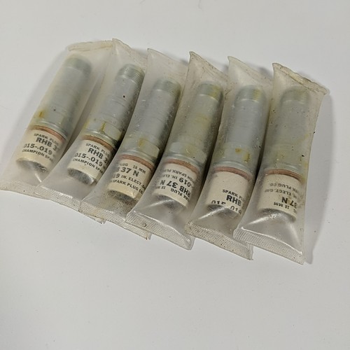 Set jet engine igniters - of,