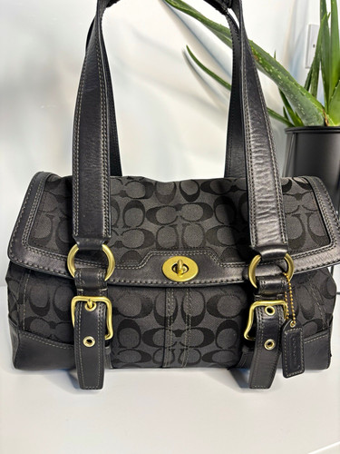 Coach 11060 hampton legacy - hampton,
