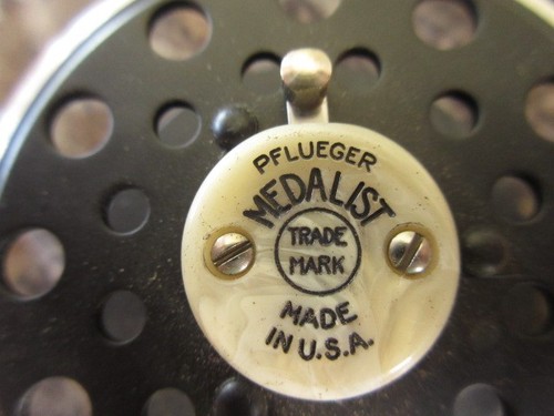 Vintage pflueger medalist fly - vintage,