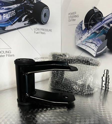 Rear leaf spring shackle set - shackle, (set
