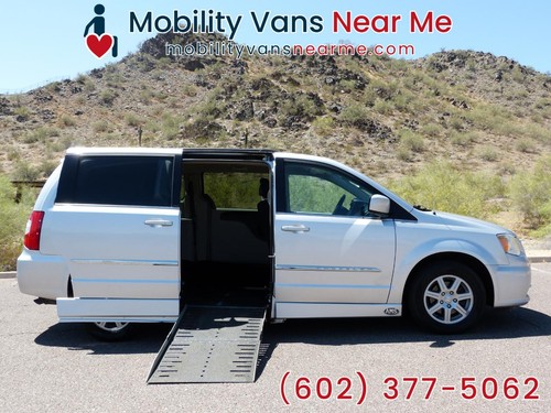 2012 chrysler town country - 2012,