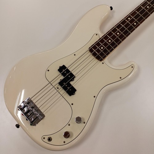 Standard precision bass model - standard,