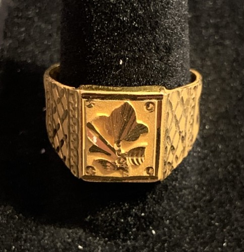 Solid 22k gold vintage - gold,